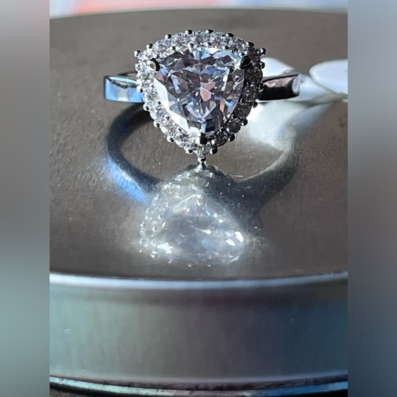 💍 🕯️💍DIAMOND CANDLE RING 🕯️💍🕯️ NWT 💍🕯️💍 - Picture 7 of 16